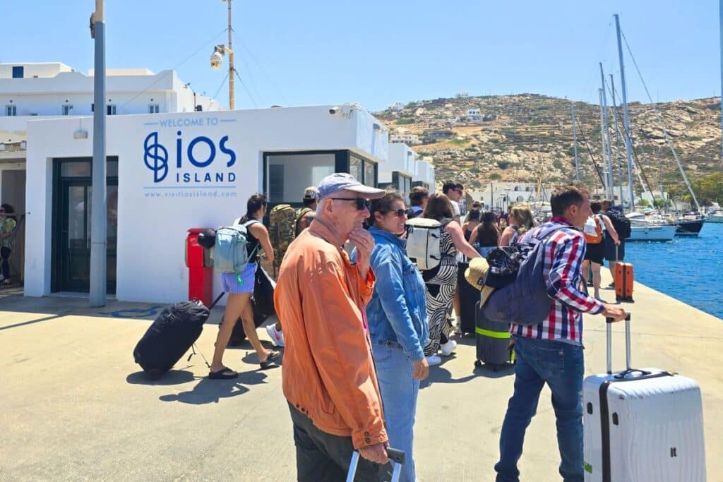 Arrival at the ferry port on Ios